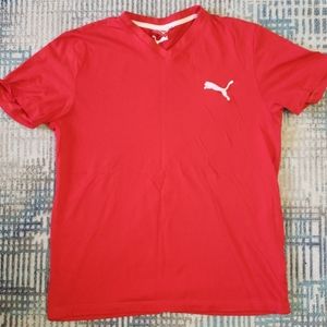 Puma V neck tshirt